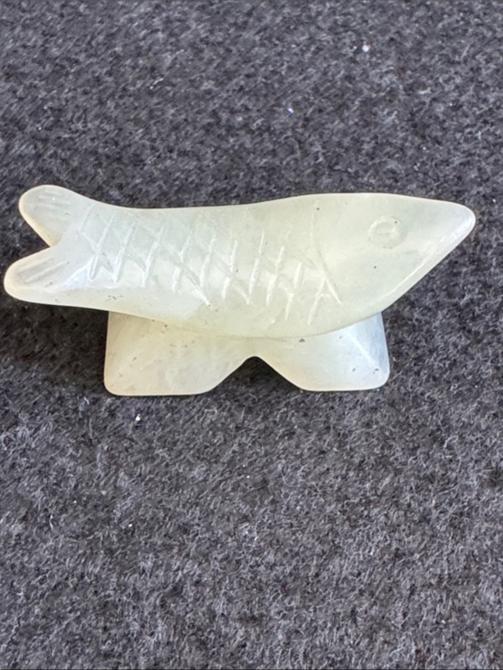 VTG Hand Carved Pale Jade Fish Chopstick Knife Rest Set of 10 Chinese